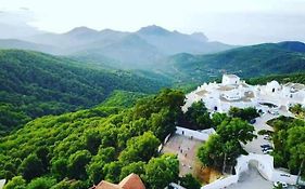 El Mountazah